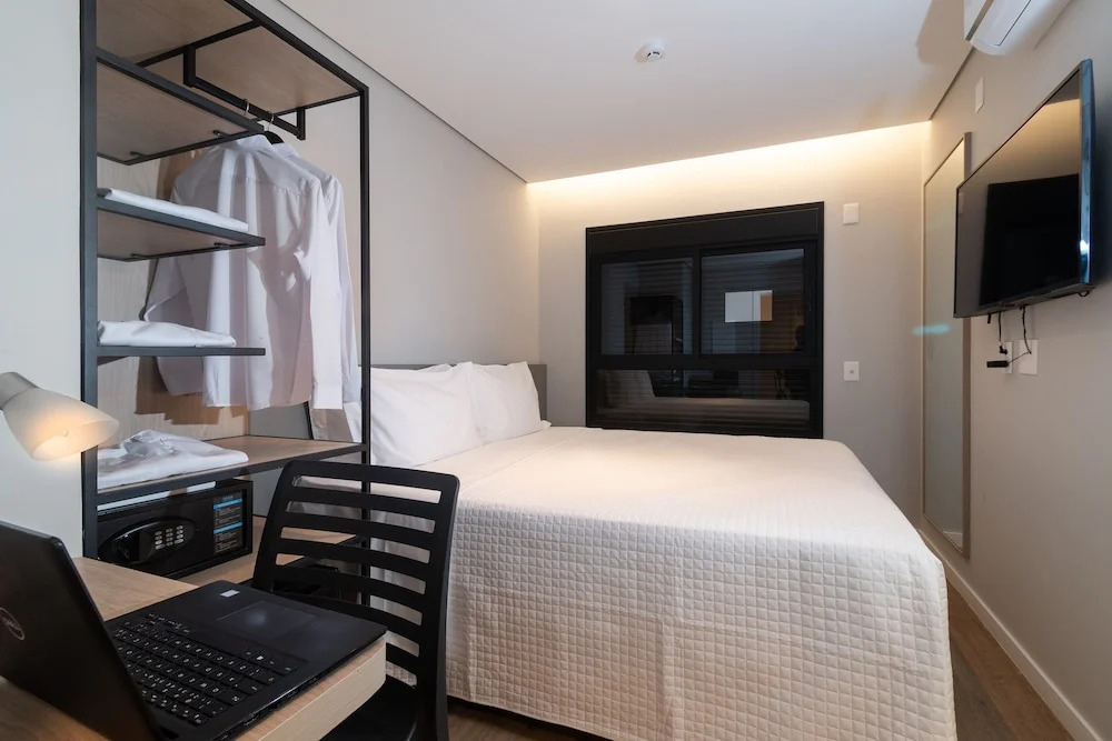 EZ Moema Hotel