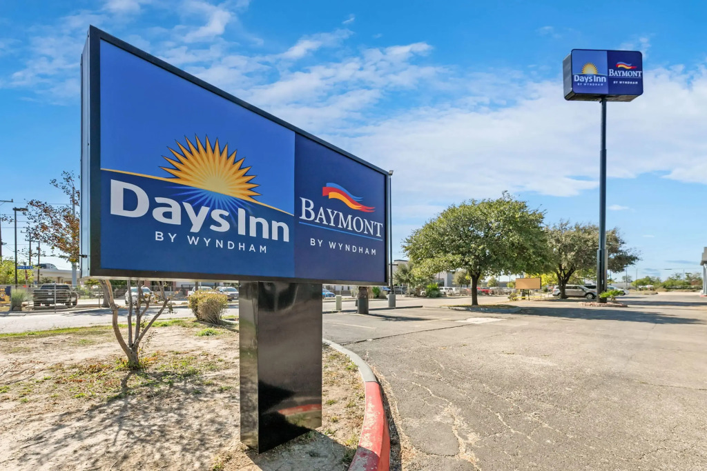 Days Inn by Wyndham San Antonio Downtown