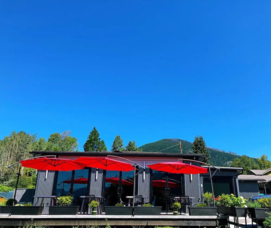 Kokanee Glacier Resort