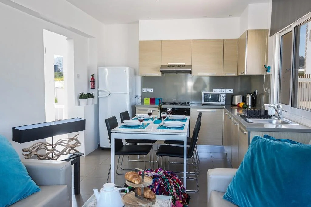 Nicholas Seaview Apartments