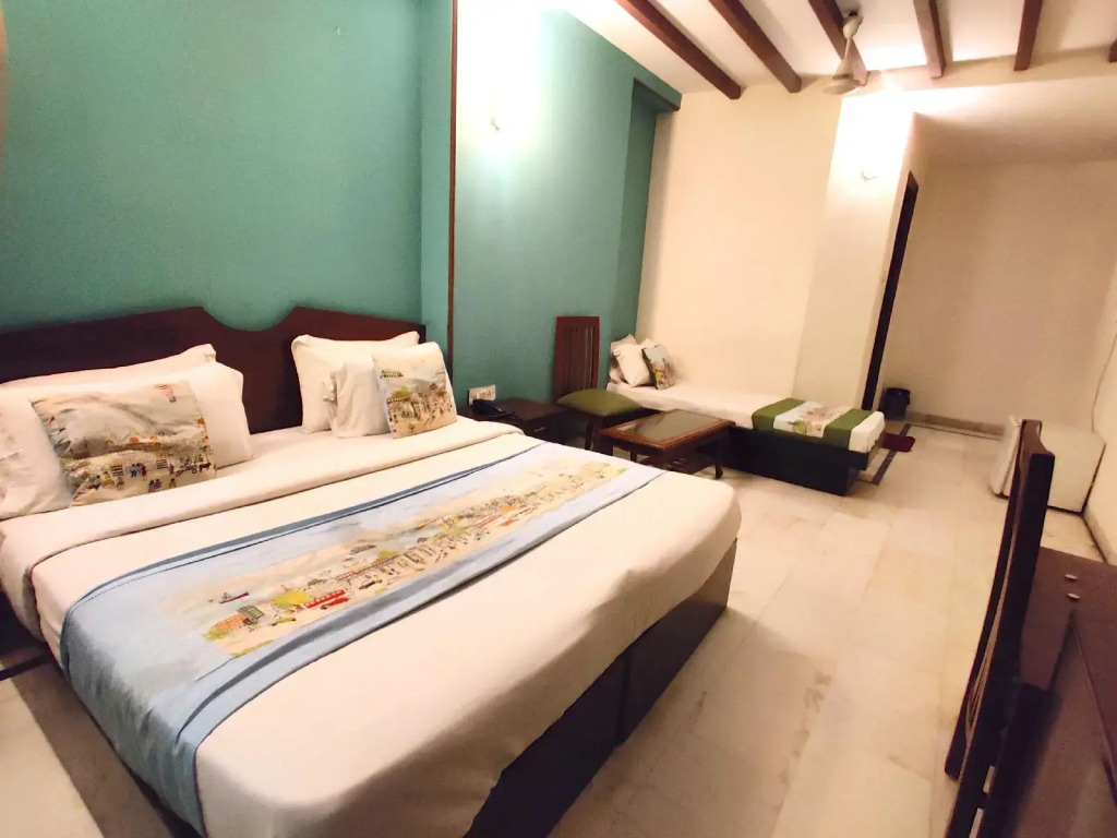 Hotel Unistar