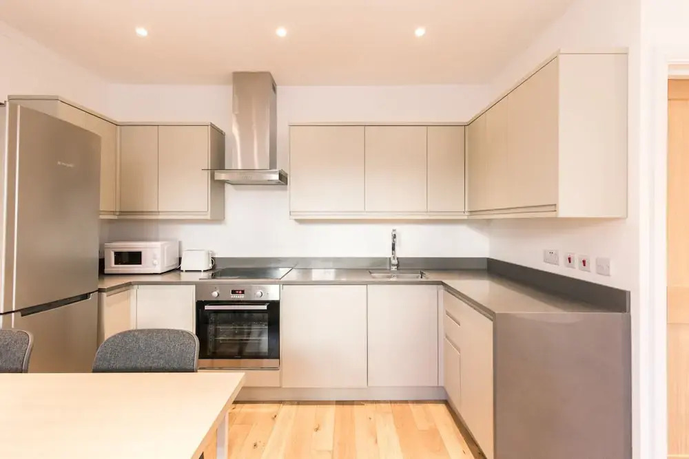 Eson 2 - The Westbourne Terrace Cocoon
