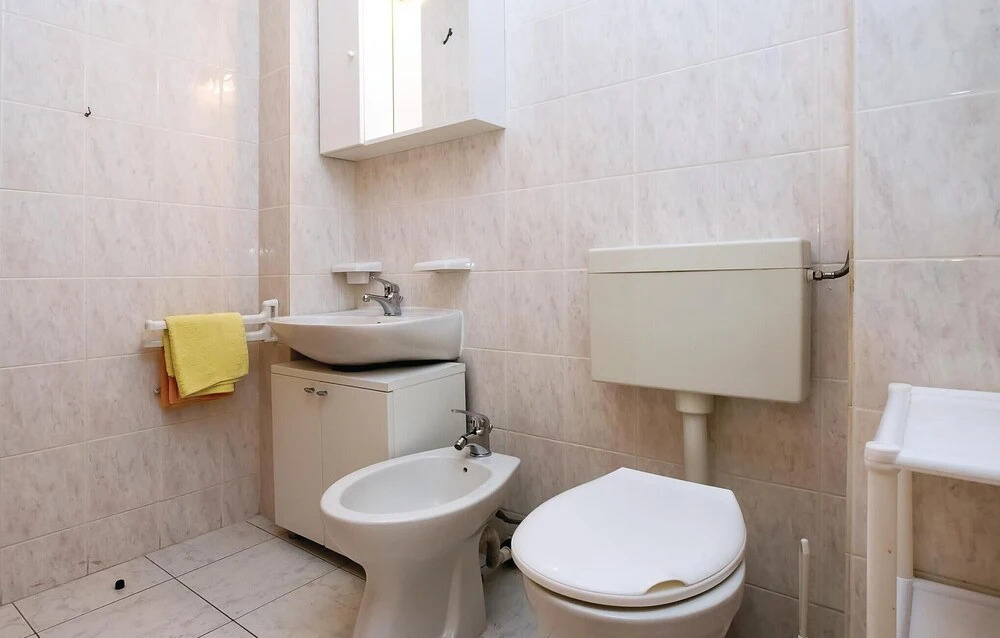 Apartments and rooms by the sea Lokva Rogoznica - Omis - 2973