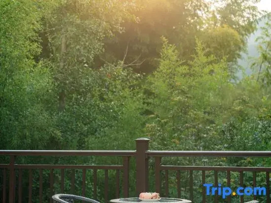 Linyun Mountain Residence B&B (Ningguo Wannan Sichuan Tibetan Line Store)