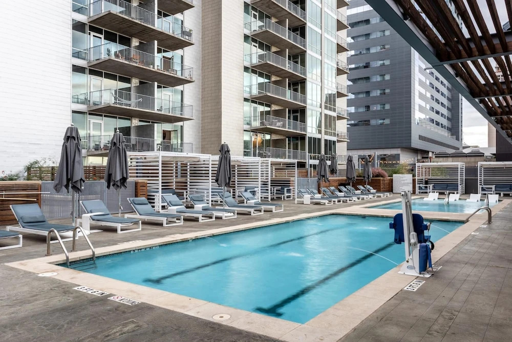 Kasa Spacious Balcony Ideal for Both Short Long Stays 2nd Street