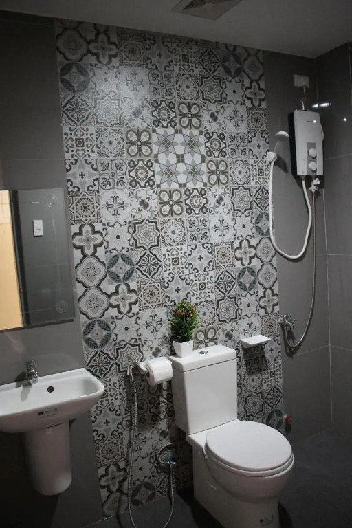 Rusville Hotel & Residences