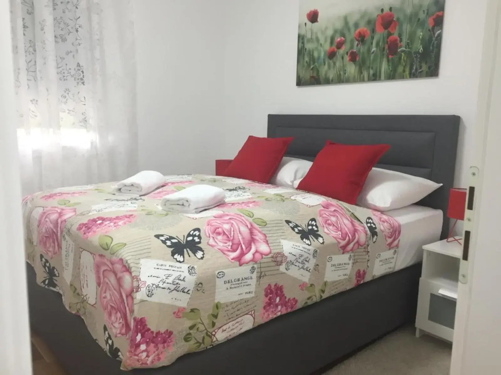 West Residence Luxury Apartment