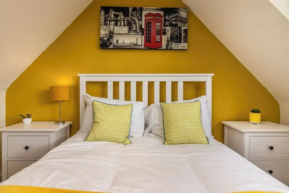DE LUXE SHORT STAYS-Dovecote House