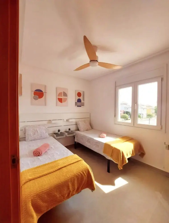Stunning 2 bed Villa With Private Salt Water Pool
