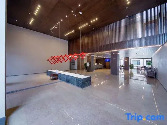 Zhangjiajie Tianchong Yunhai Courtyard Hotel-At the East gate of Zhangjiajie National Forest Park English Butler, Free Luggage Storage, Tour Plan -reserve tickets for various scenic spots-Self-Service Laundry