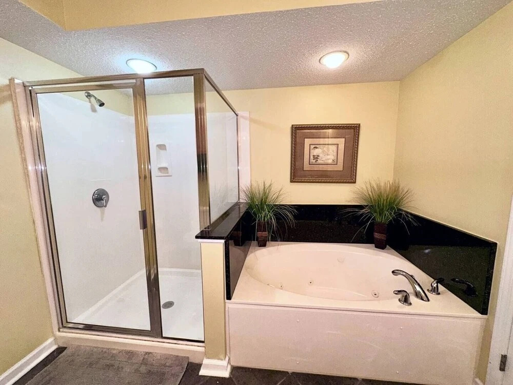 South Shore 1103 2 Bedroom Condo by RedAwning, North Myrtle Beach