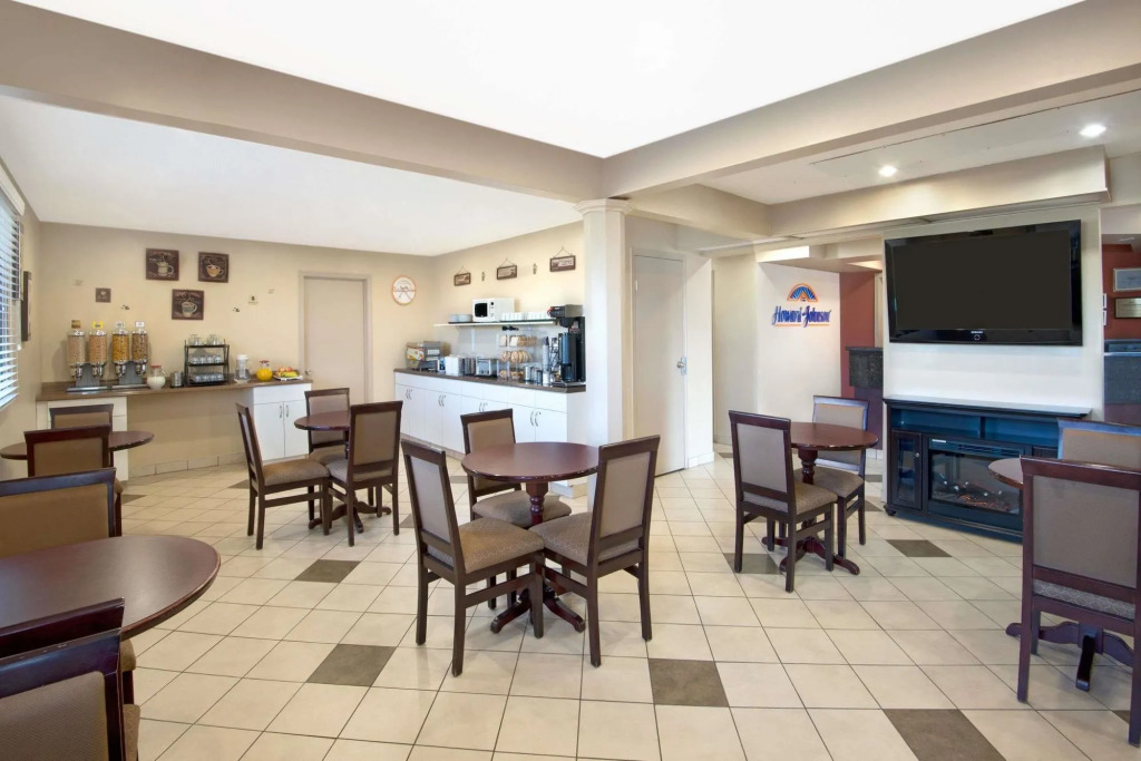 Coast Red Deer Hotel