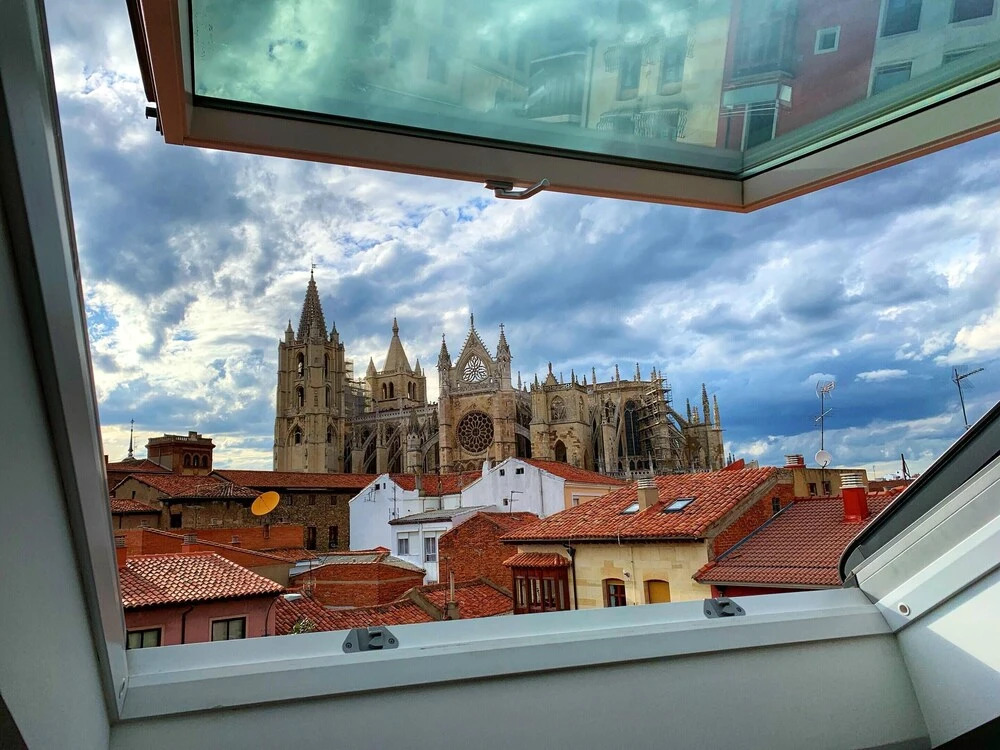 Studio in León, with Wonderful City View And Wifi