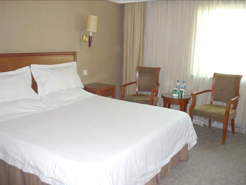 GreenTree Inn Shanghai Jiangpu Business Hotel