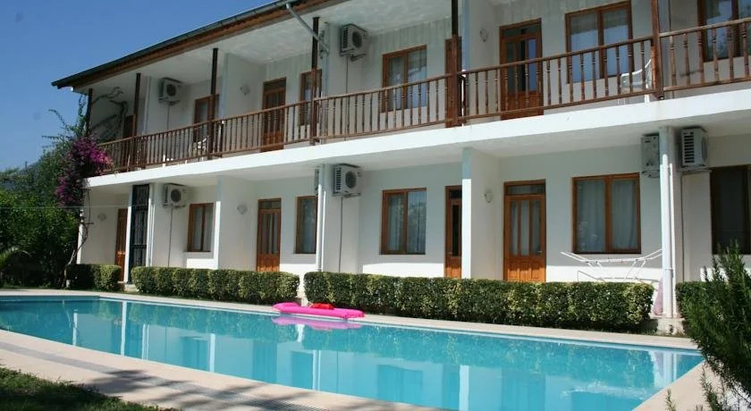 Sehrazat Hotel