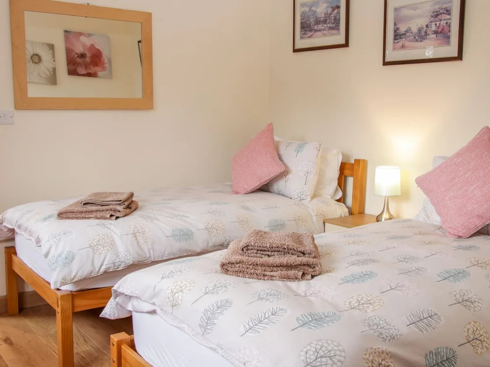 Moorhen Lodge