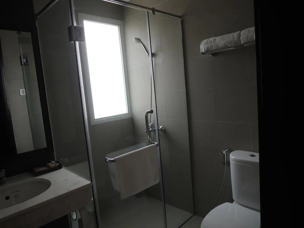 Iris Hotel