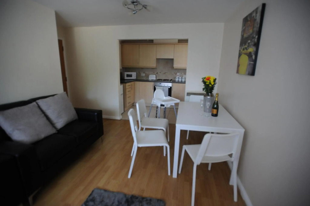 Liverpool 2 Bedroom Apartment