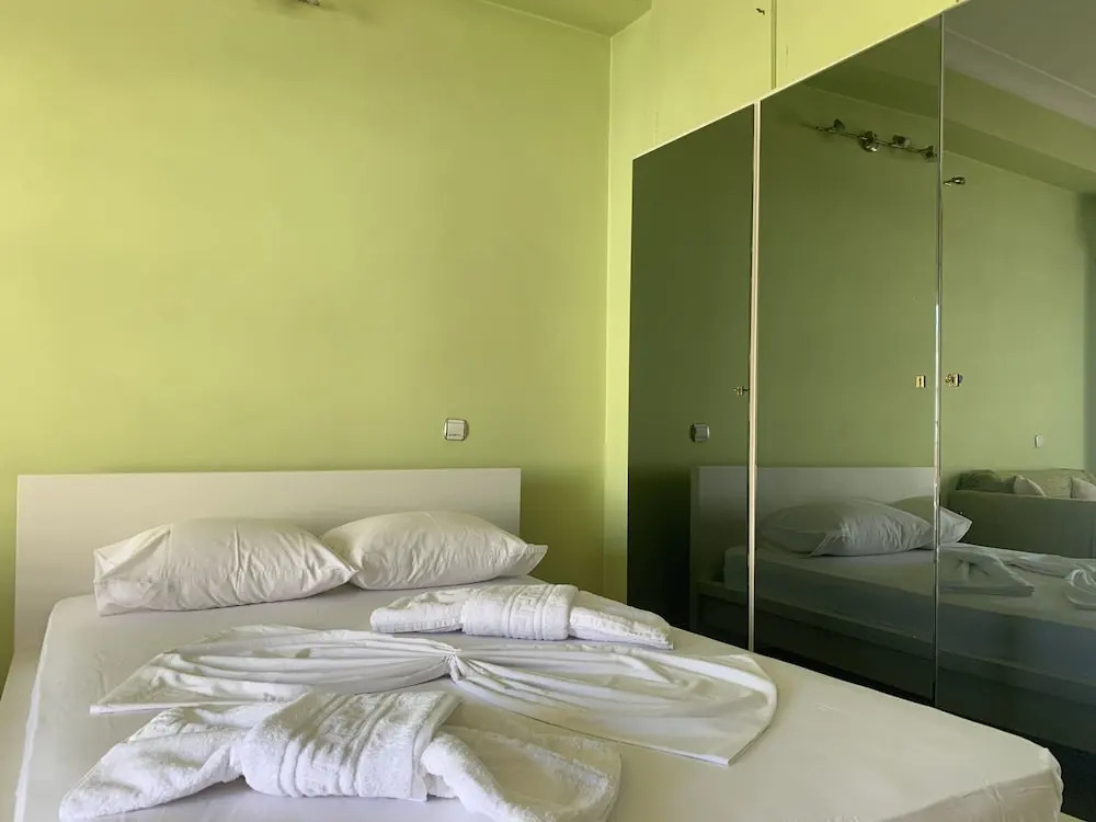 Urban flat next to Syntagma Square