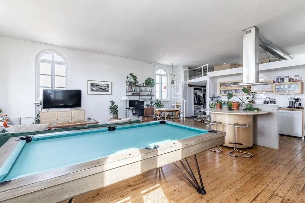 Helsinki Tower Penthouse 1 BR and Loft with 360-degree Views