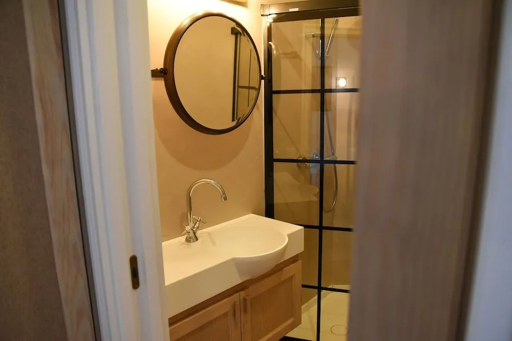Honest Sevilla Apartments