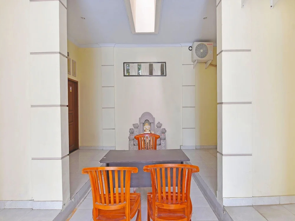 Hotel O Sandat Guest House