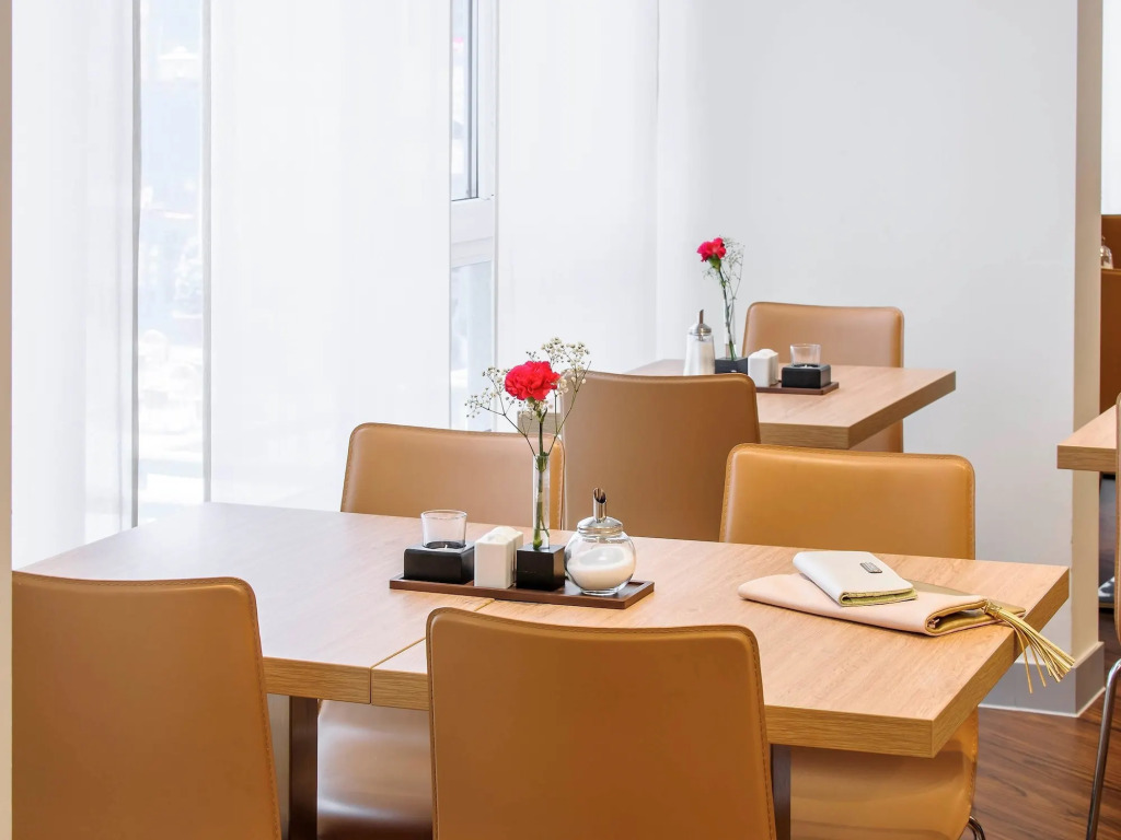 ibis Jena City