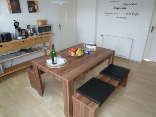Airport Apartment