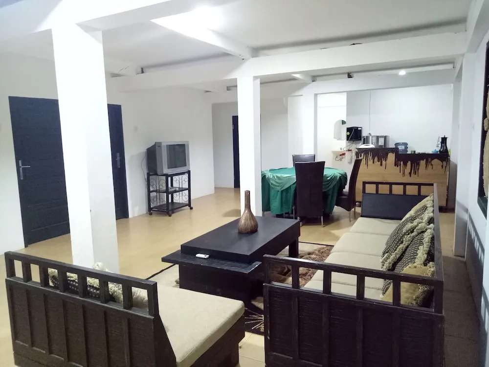 T-Rooms Homestay Bandara