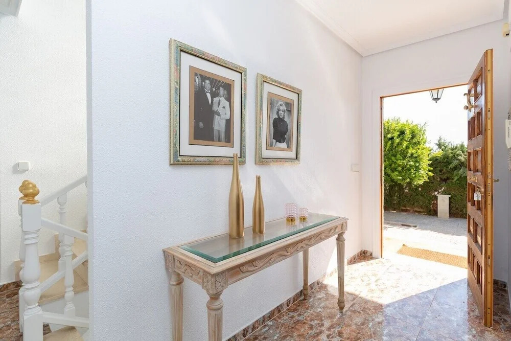 Fidalsa Grand White House