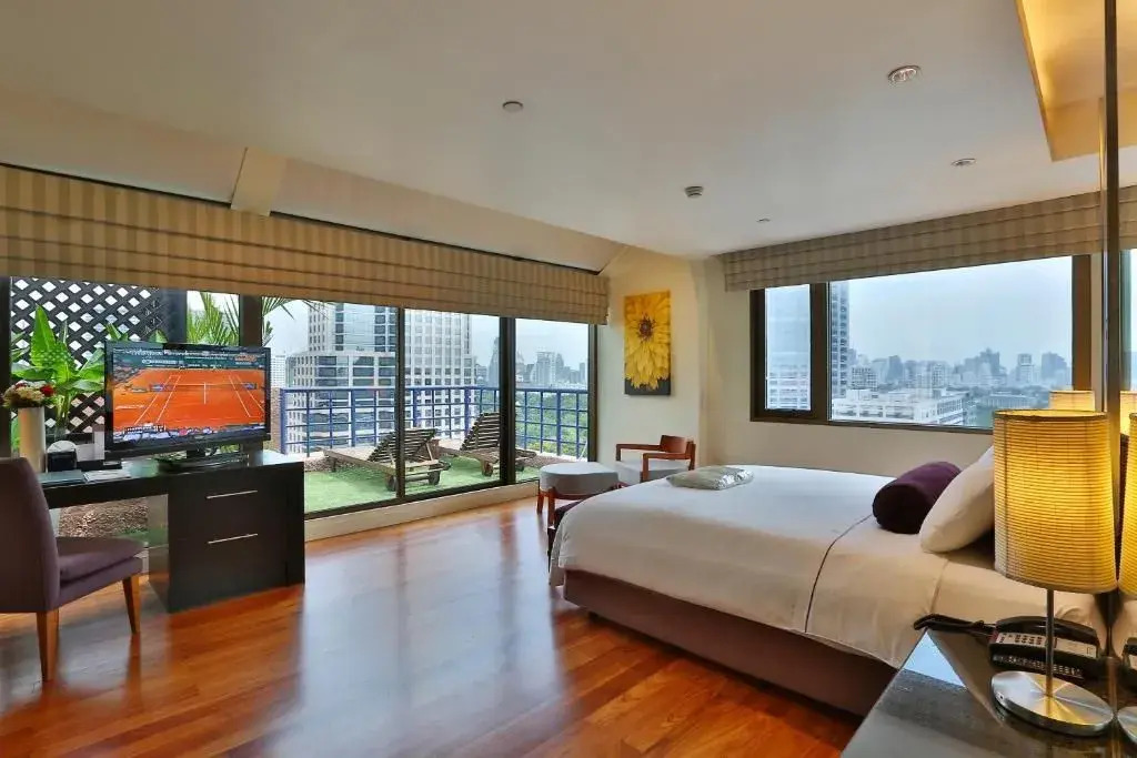 The Quarter Saladaeng by UHG - Walk to Central Park & The Common