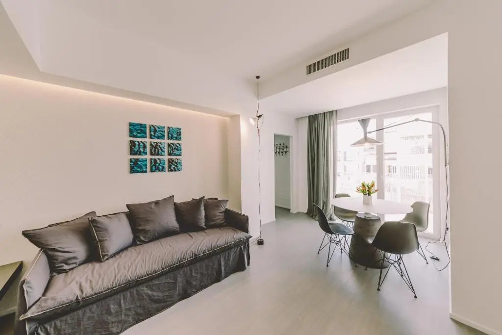 Suite 10 Home Design & Spa