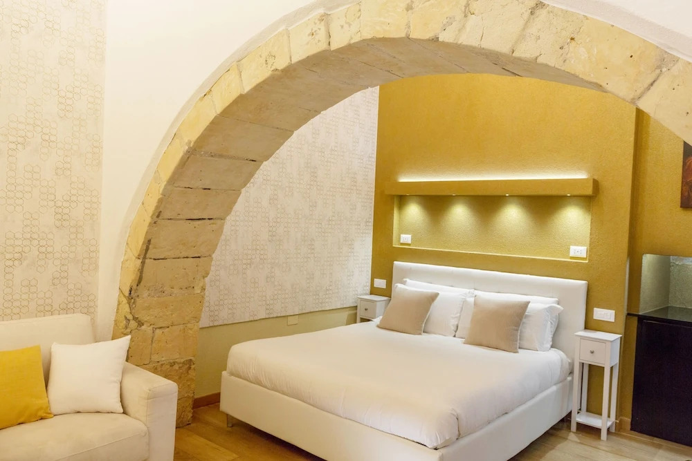 Martini Castello Boutique Rooms - Historic Center & Cathedral