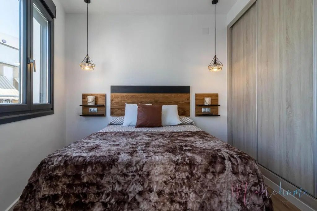 Ayamonte Market Suites by Ĥ