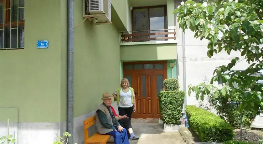 Nelly Guest House