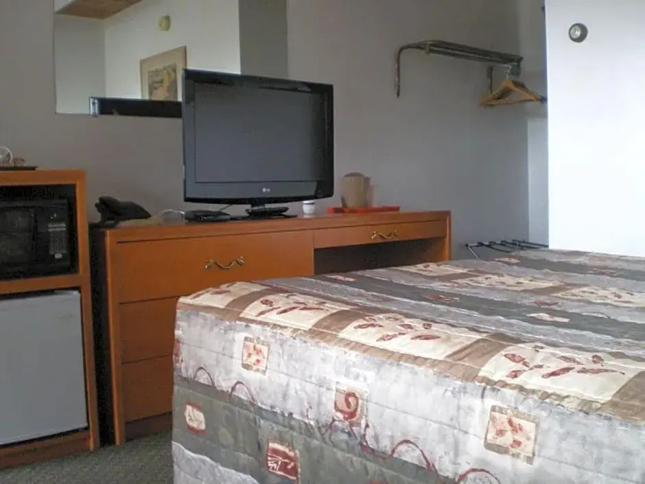 Sun-Dek Motel