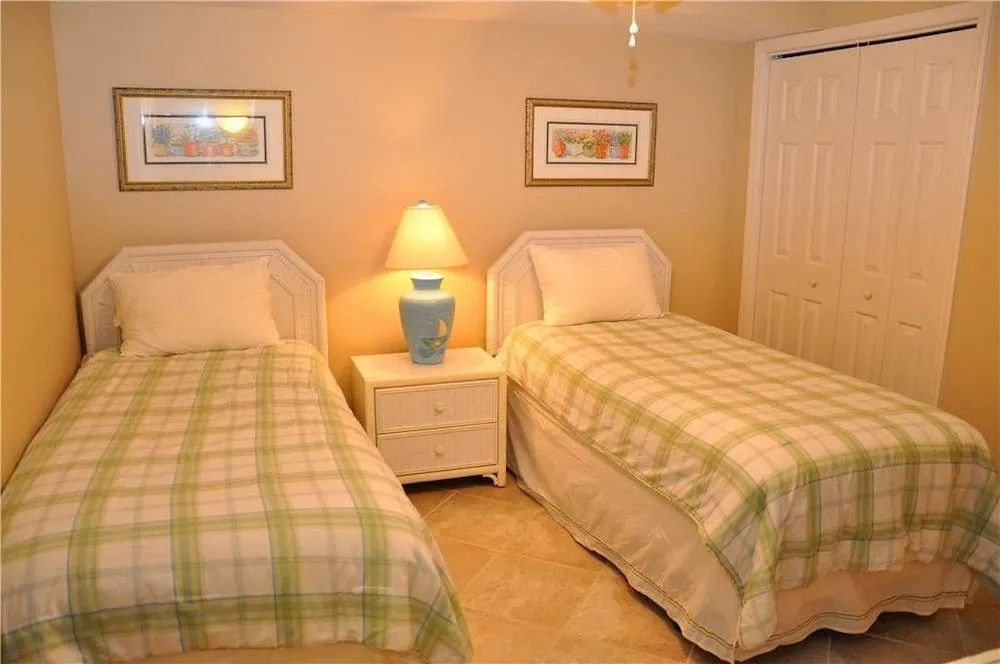 Ocean Bay Club 104 - 4 Br condo by RedAwning