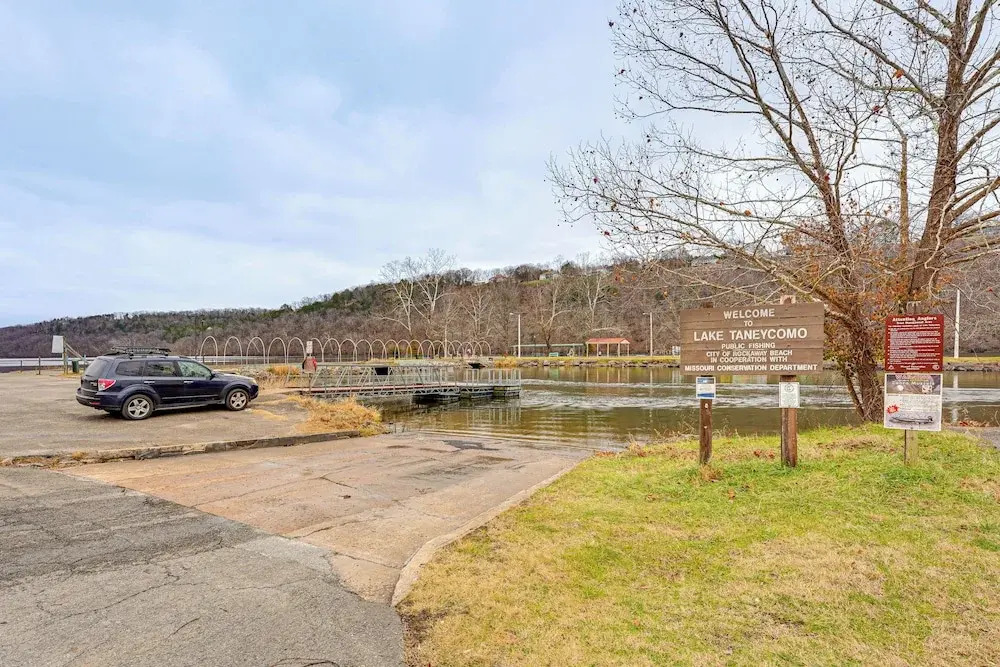 Rockaway Beach Home w/ Attached Dock Slip Included