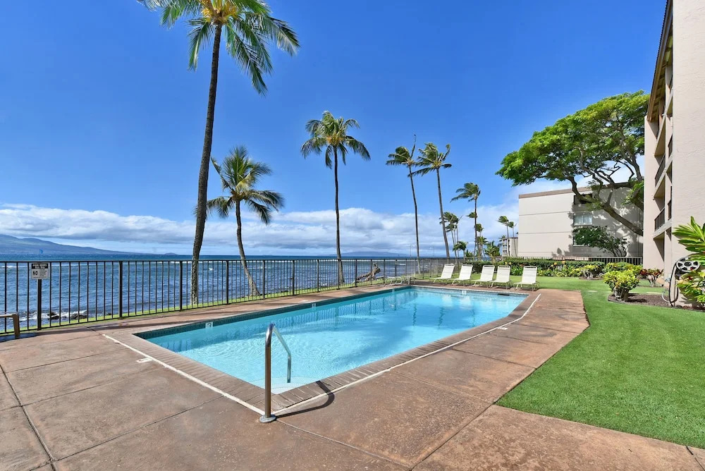 Lauloa 110 2 Bedroom Condo
