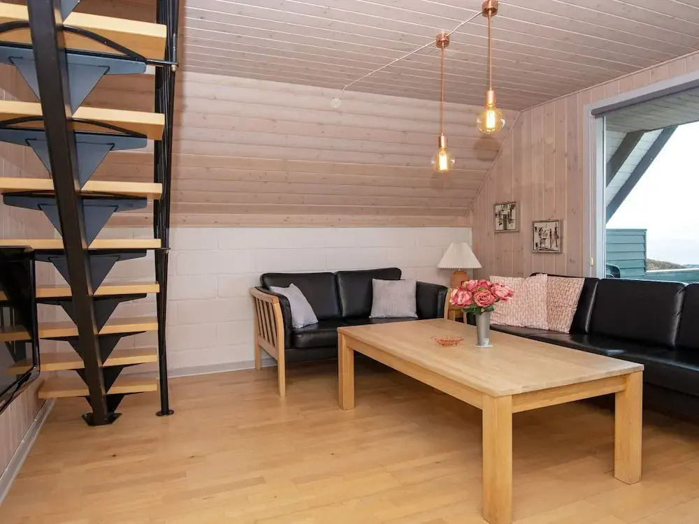 6 Person Holiday Home in Aabenraa-by Traum