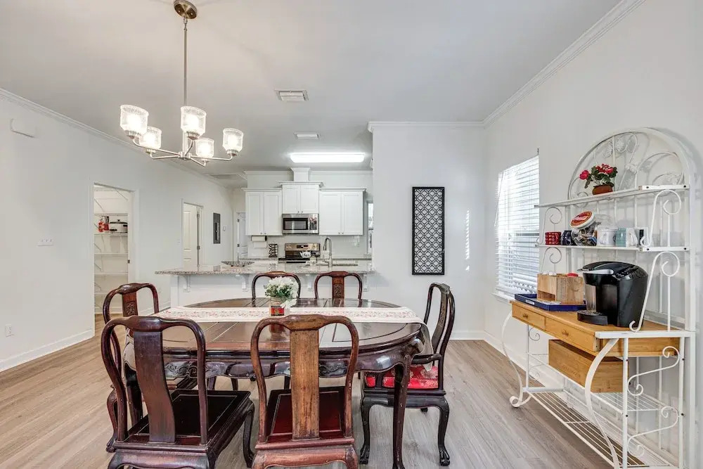 1 Mi to Fsu: Group-friendly Midtown Getaway!