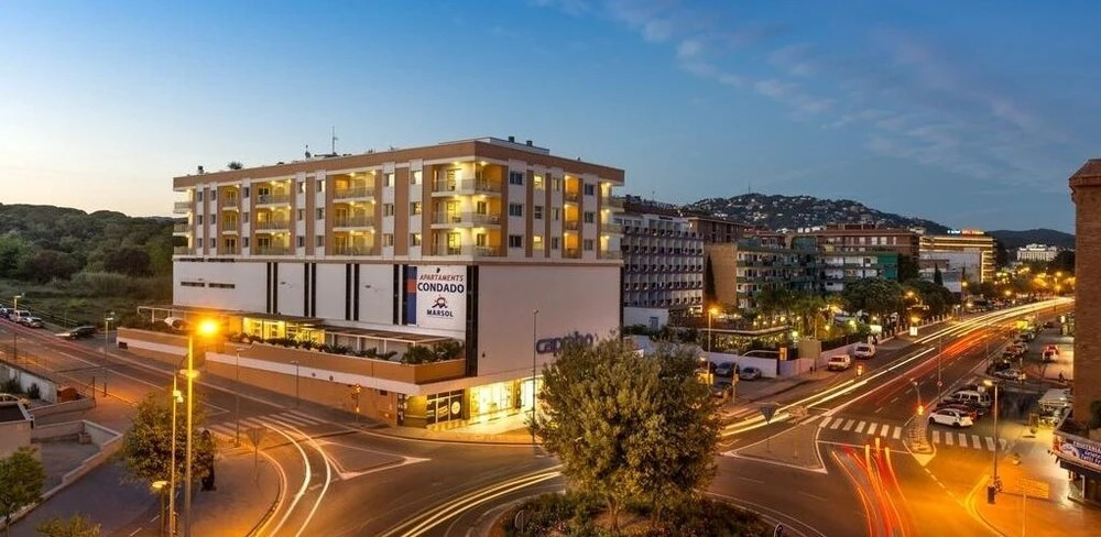 Apartamento cerca de Water World y Gnomo Park