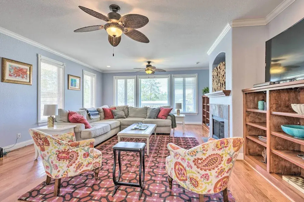 Pool & Dock Access: Gulf Shores Family Getaway!