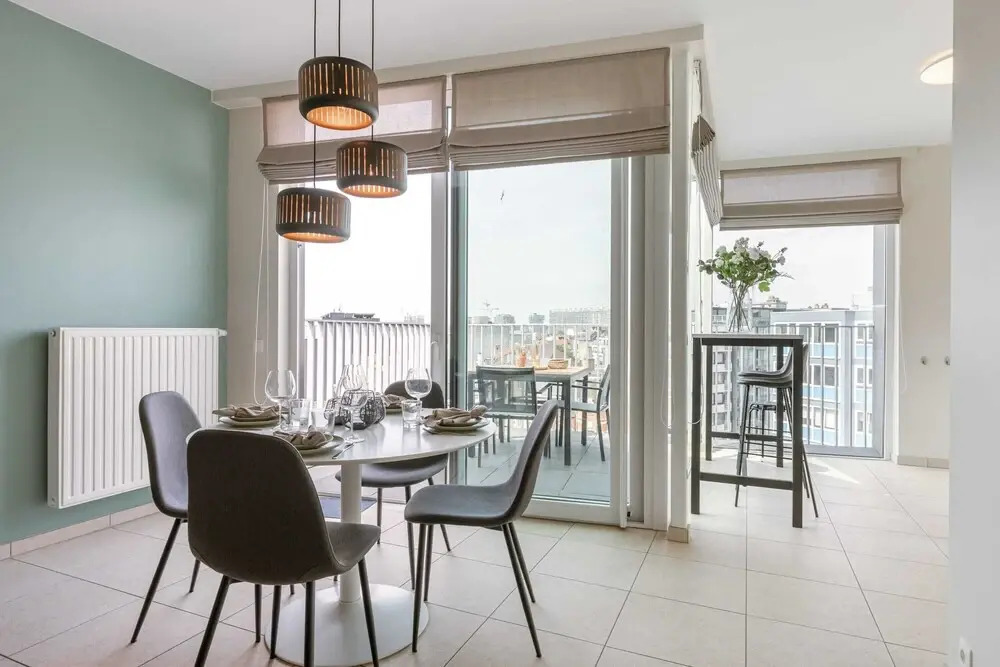 Huswell - Cozy Seaside Apartment With Terrace