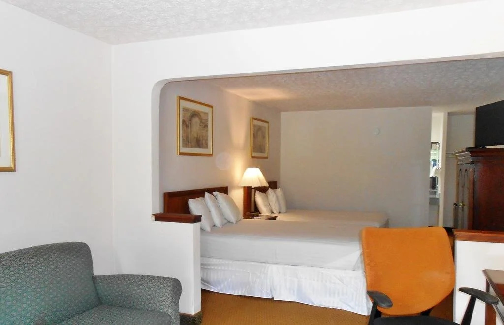 Americas Best Value Inn - Williamsburg/Lightfoot Area
