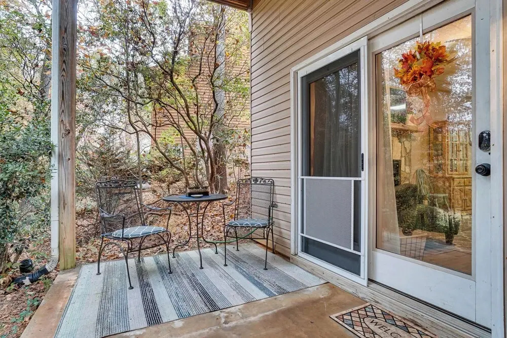 Spacious Home in Helen w/ Porch & Balcony!