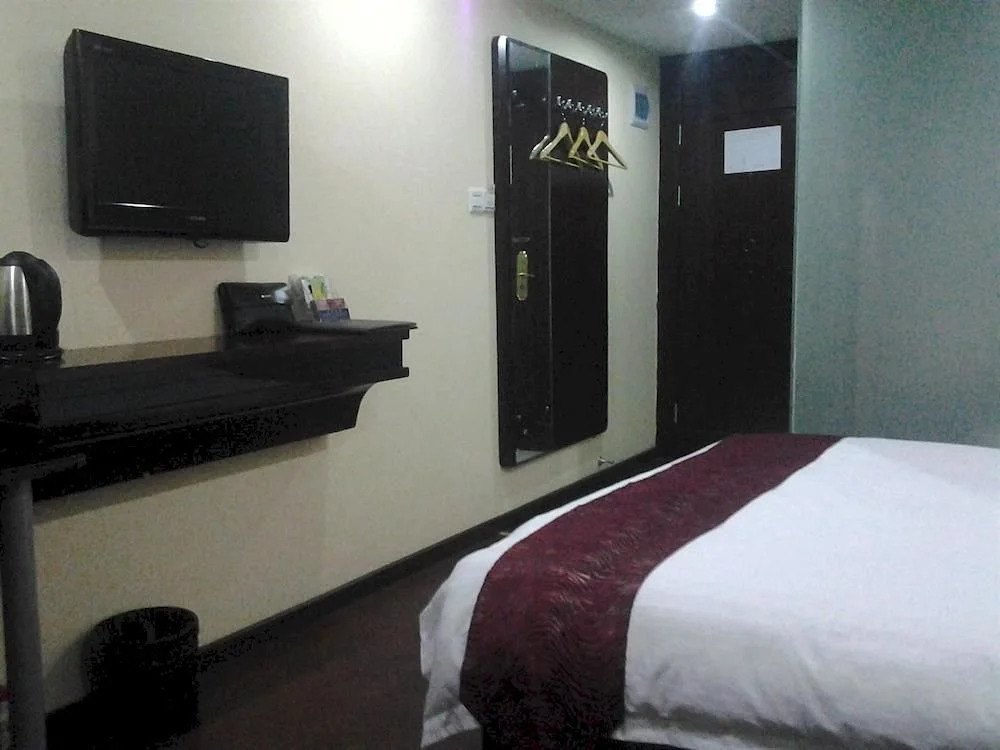 Wanfu Hotel (Tianzi Wharf Branch, Beijing Road, Guangzhou)