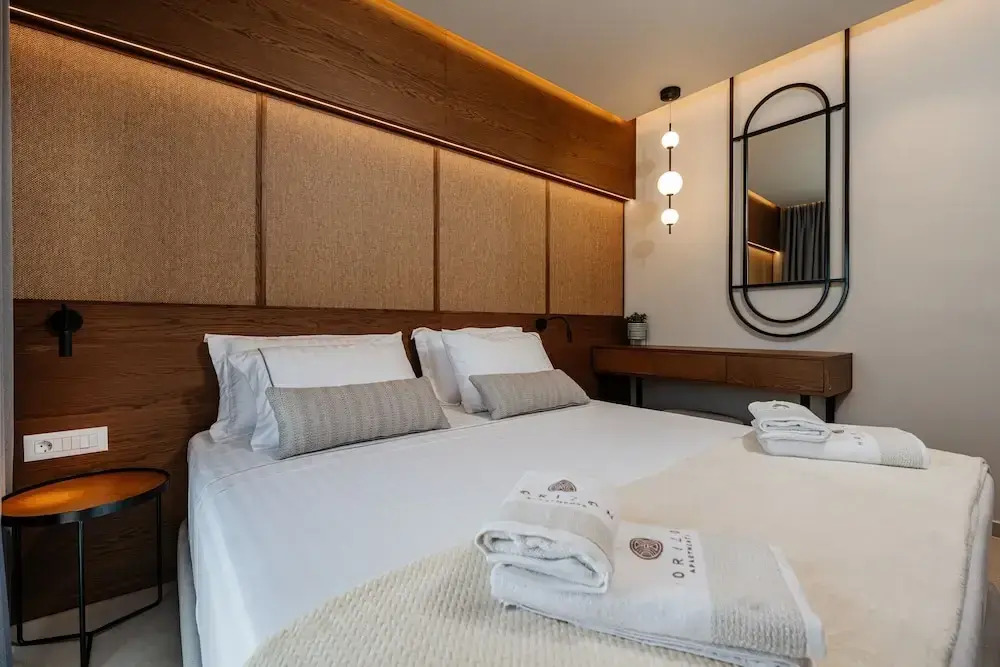 Horizon Apartments - Beachfront Luxury, by ZanteWize