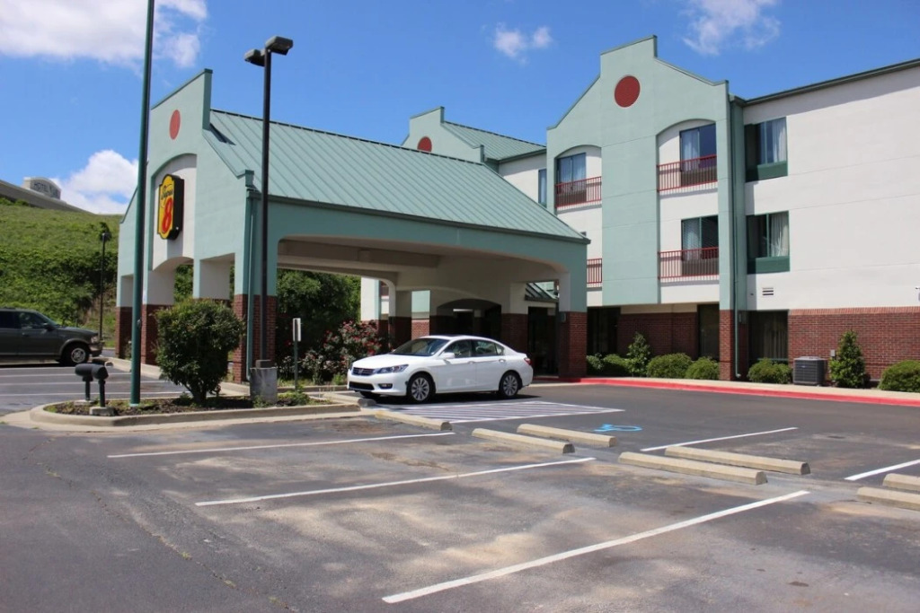 The Bridges Hotel