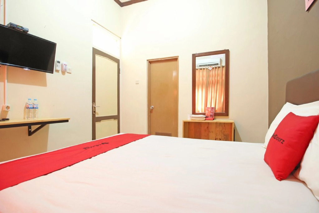 RedDoorz near Pojok Beteng Prawirotaman